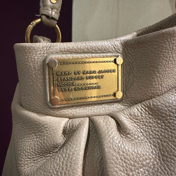 Marc By Marc Jacobs Classic Q Hillier Leather Hobo - Picture 4 of 11